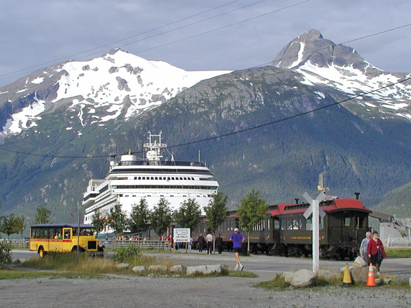 White Pass & Yukon Route train near the cruise ship dock (ms Volendam behind the train)