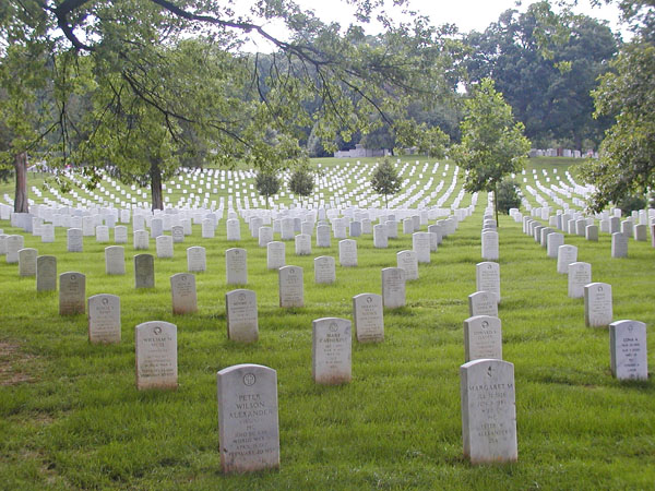 Graves at Arlington Cemetery