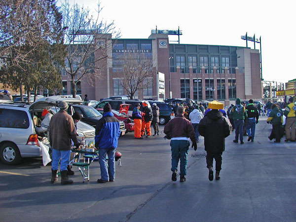 Walking up to Lambeau